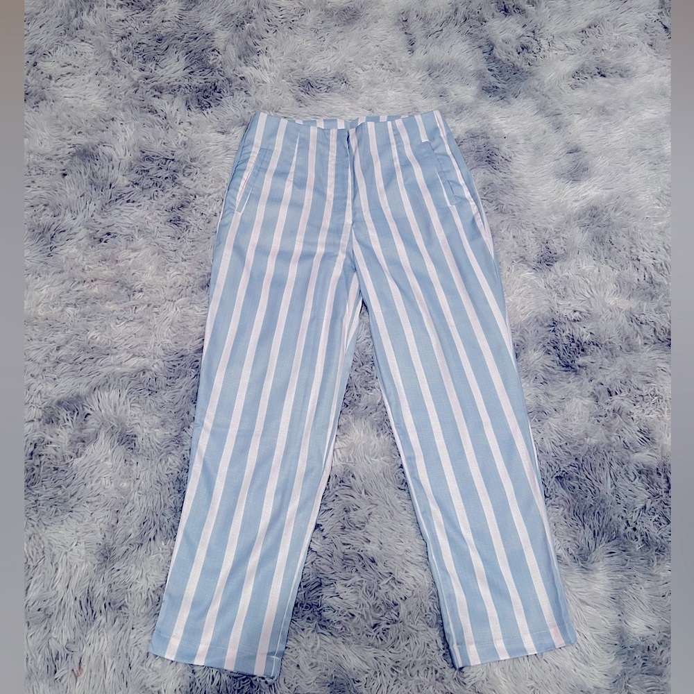 Flow pin striped trousers